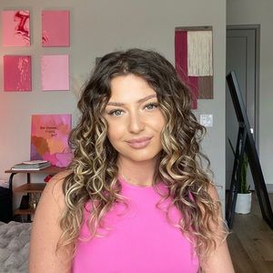 Meet your Posher, Emily